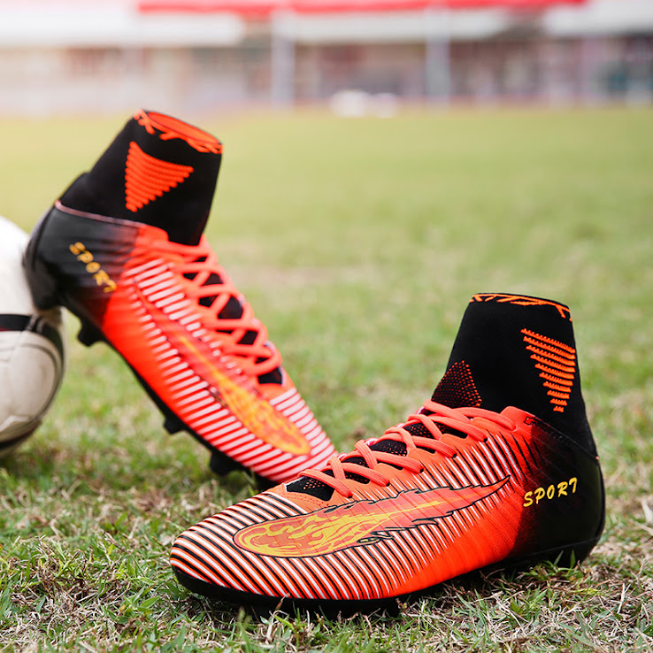 faulty nike football boots