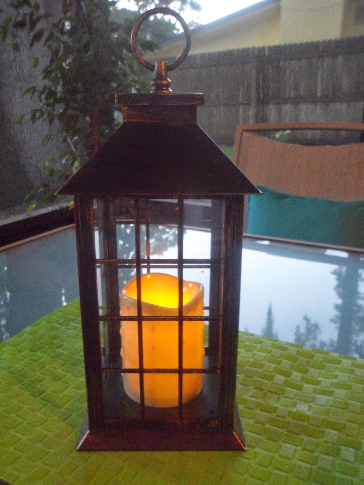 Savvy Shopper Giles: Aldi Deal..Battery Powered Lantern