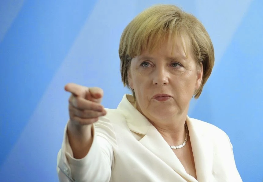 ميركل تقول انها ستقبل طلبات لجوء العراقيين فى المانيا