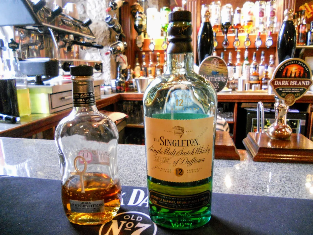 2 days in Glasgow: Whisky at Portcullis Bar in Stirling Scotland