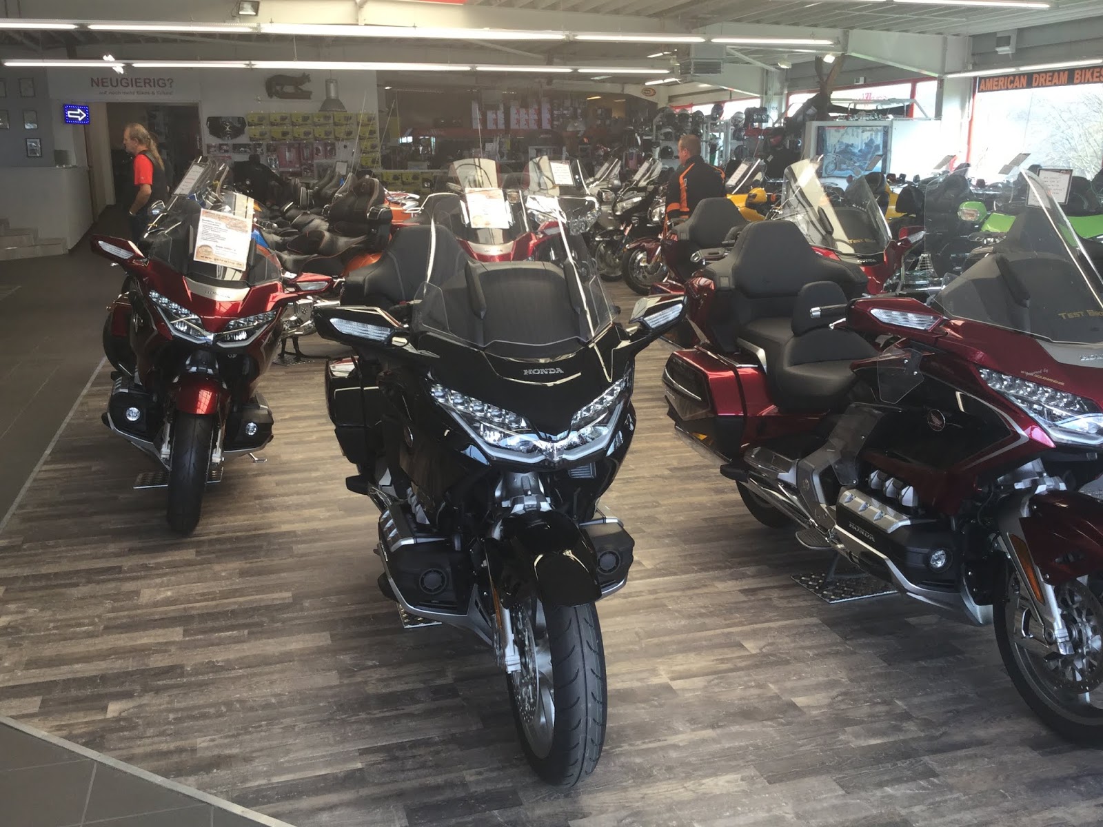 Honda Bikes Gold Wing Harley Davidson Und Custom Bikes Gibt S In