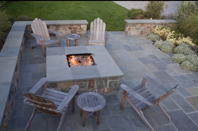 Wonderful Backyard Patio Fireplace Ideas