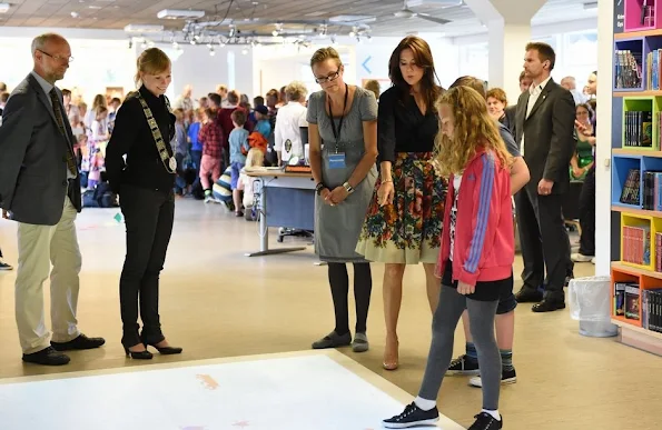Crown Princess Mary opened the campaign of Sommerbogen 2014