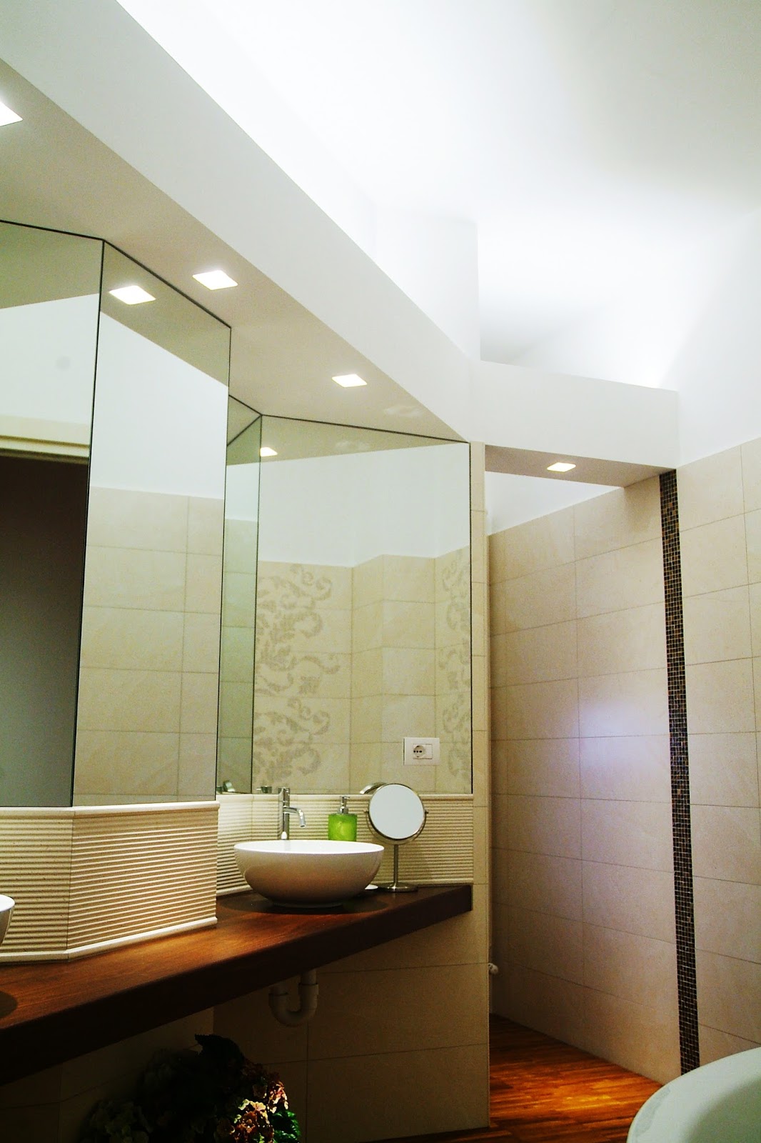 Illuminazione led casa: illuminare a led gli ambienti con faretti ... Faretti a pavimento per interni