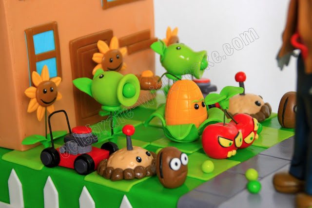 Celebrate with Cake!: Plant Vs Zombies Cake