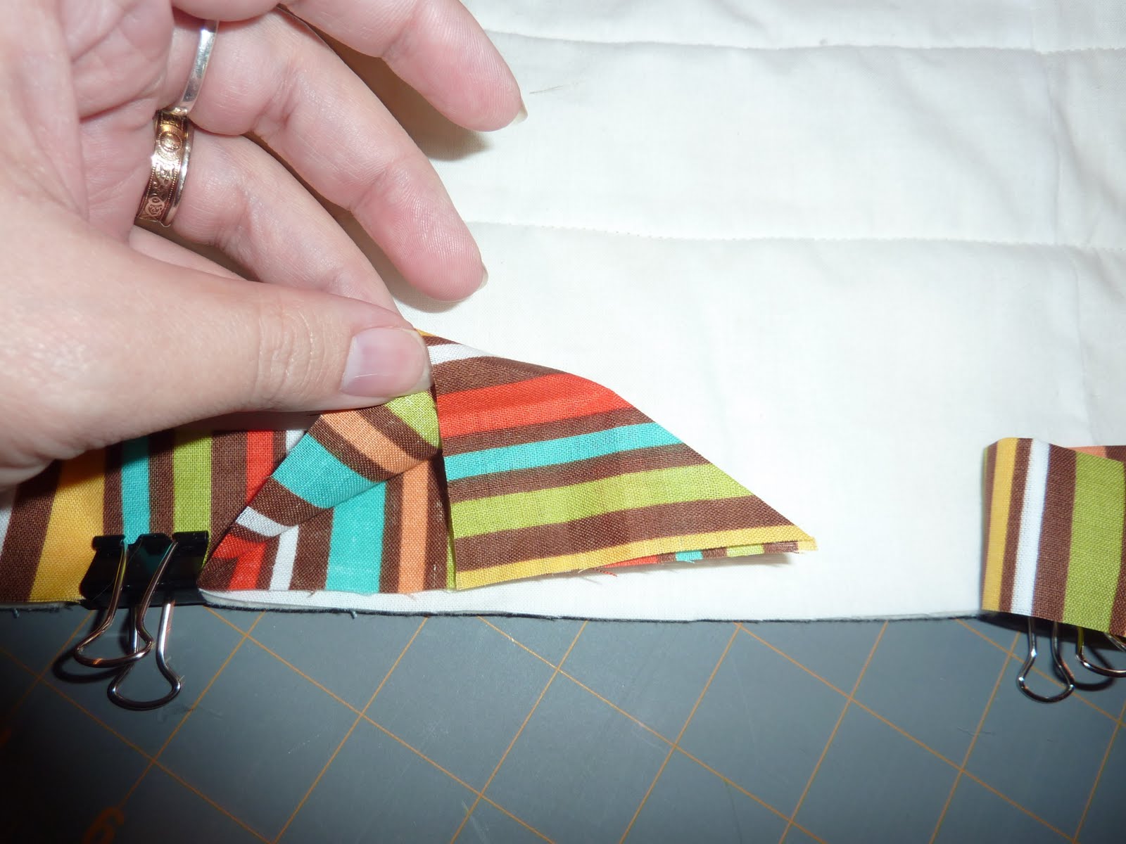 tarabu arts books, quilts, tea Machine Binding double fold