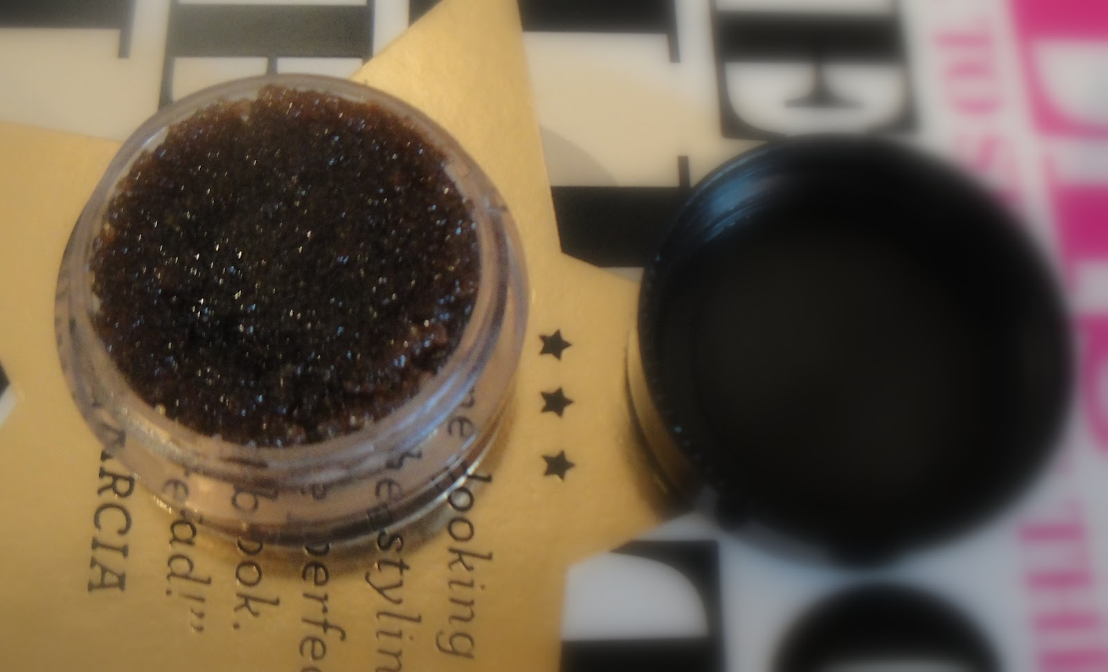 Fashion, Lifestyle and Beauty DIY Vegan Lip Scrub in 3 steps