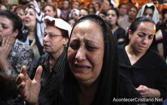 Un cristiano es condenado a prisión por insultar a Mahoma en Facebook Cristianos copto perseguidos en Egipto