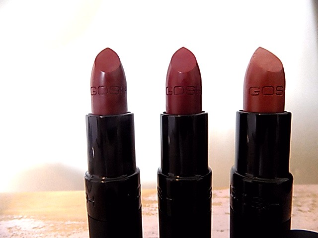 Gosh Overnight Primer Oil + Foundation Plus + Velvet Touch Lipstick Matt