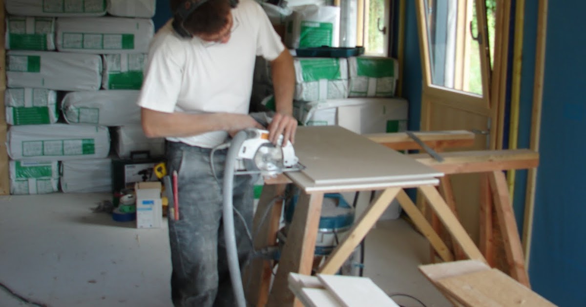 Habitat bois Entre les 2 phases d'isolation....pose du