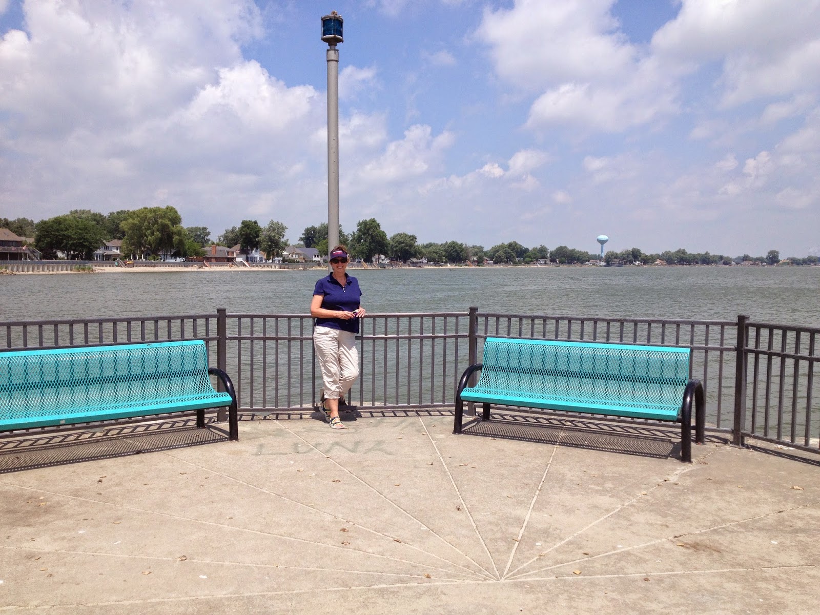 The ShoreXplorers Pretty, Pretty Luna Pier MI [Lake Erie] (July 7, 2014)