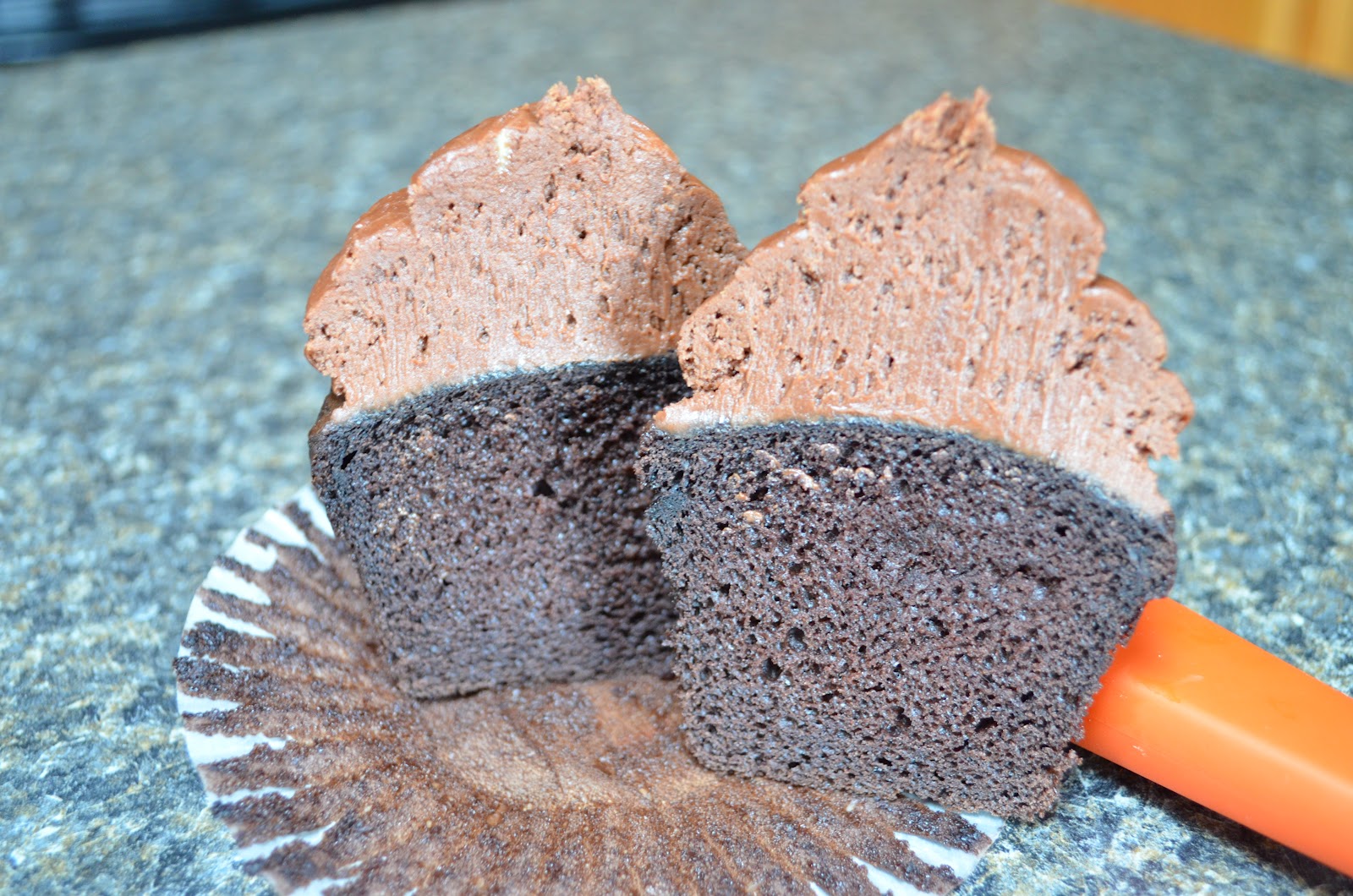 Cupcake By Design (Grand Rapids, MI) How Does That Taste?