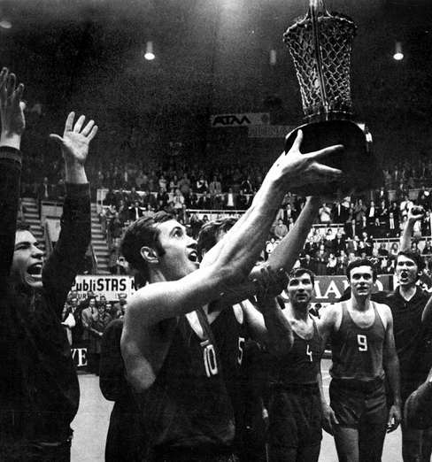 The Good Side Of Greece H Kalh Pleyra Ths Elladas Greek Legend