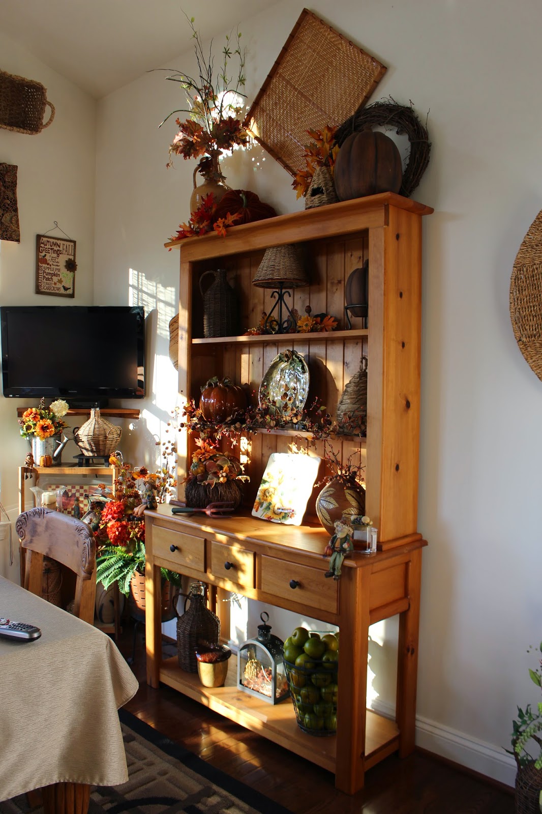 Designs by Pinky: ~~Fall Home Tour~~