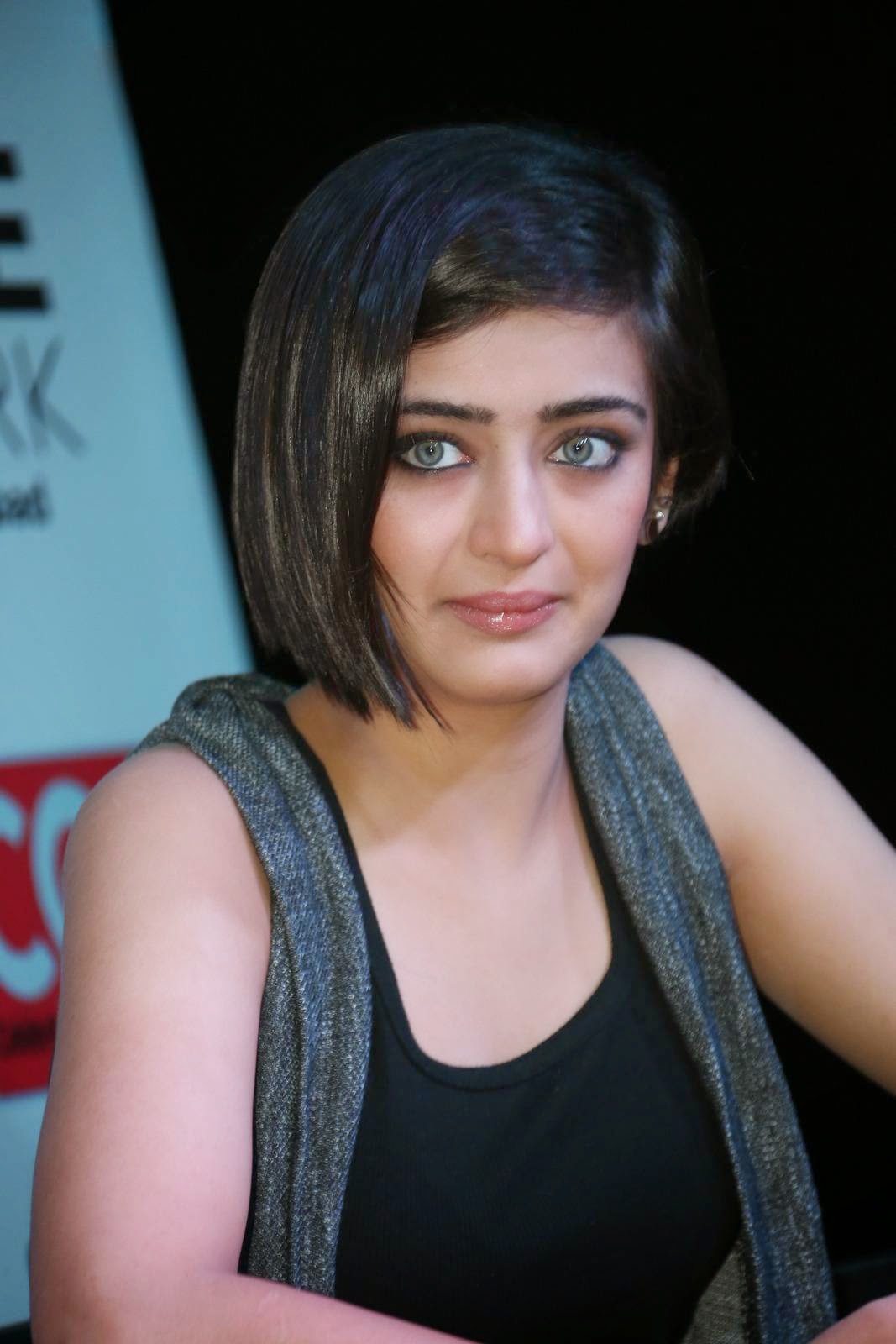 Akshara Haasan hot Photos | Celebrity Wallpapers