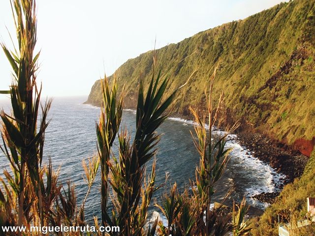 Farol-do-Arnel-Sao-Miguel