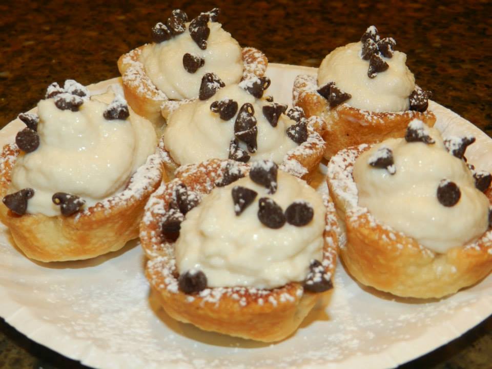 Mini Cannoli Cups