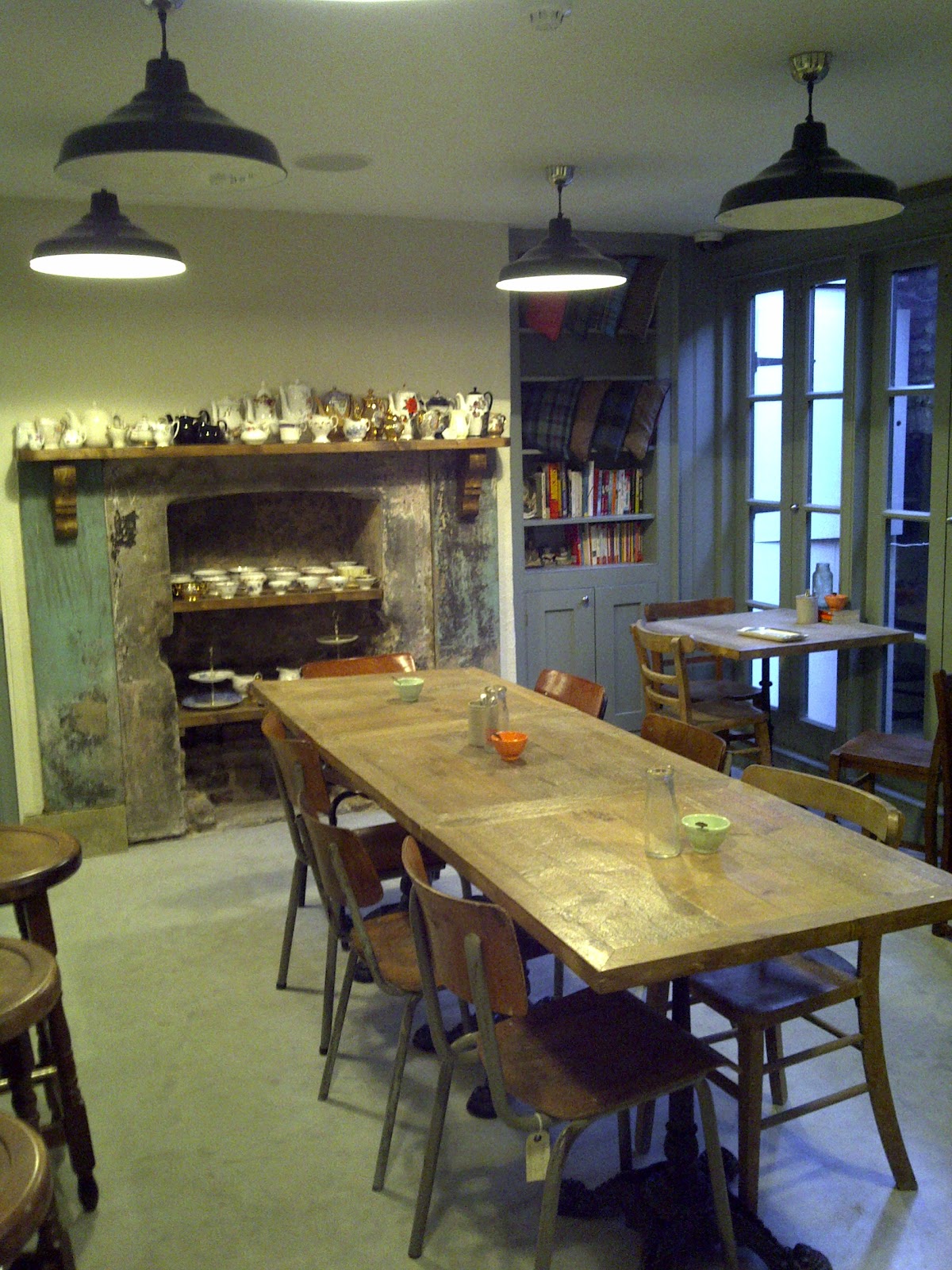 123 BUNKER CAFE FINALLY OPENS!