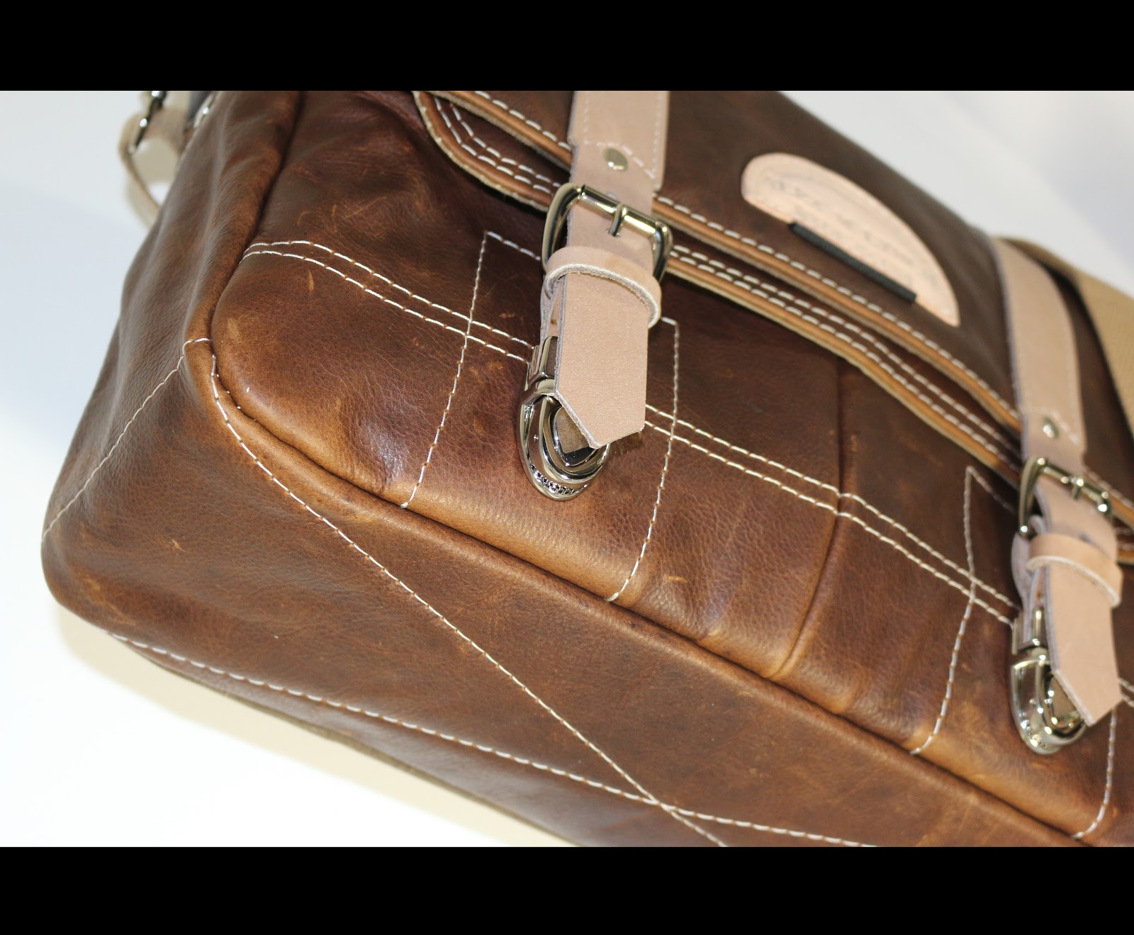 ALEX M LYNCH designer handmade leather messenger bag