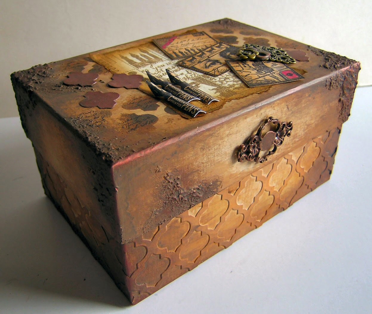 PaperArtsy: Altered Box {with Lynne Perrella Stamps by sue Carrington}