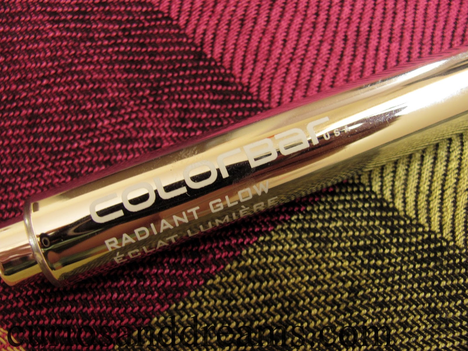 Colorbar Radiant Glow Highlighter Pen Review, Swatches Curios and