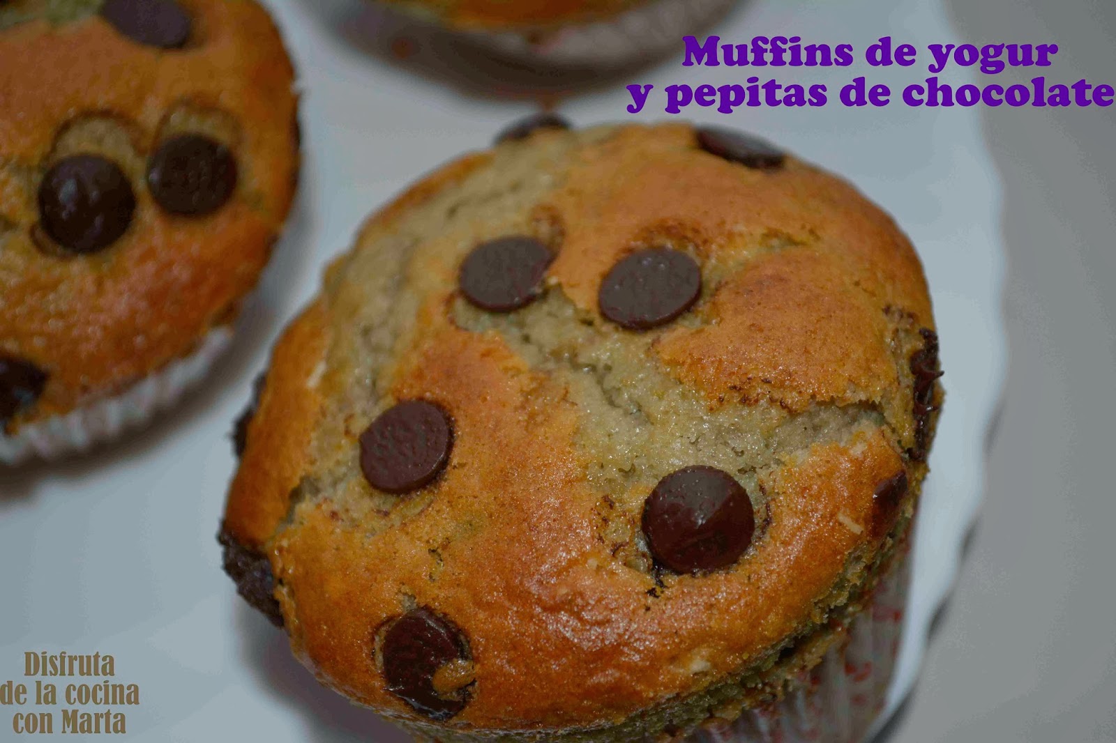 Disfruta de la cocina con Marta Muffins de yogur y pepitas de chocolate