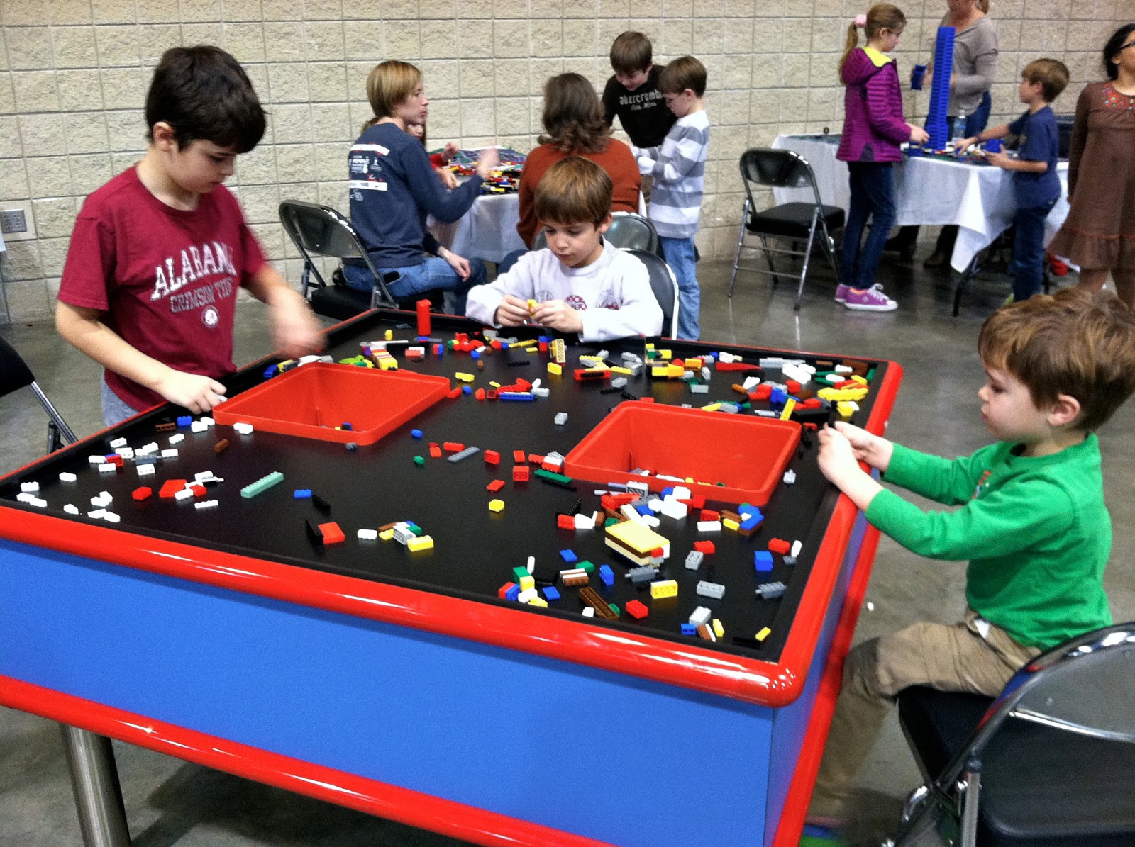 grass stains: I went to a LEGO BrickFair