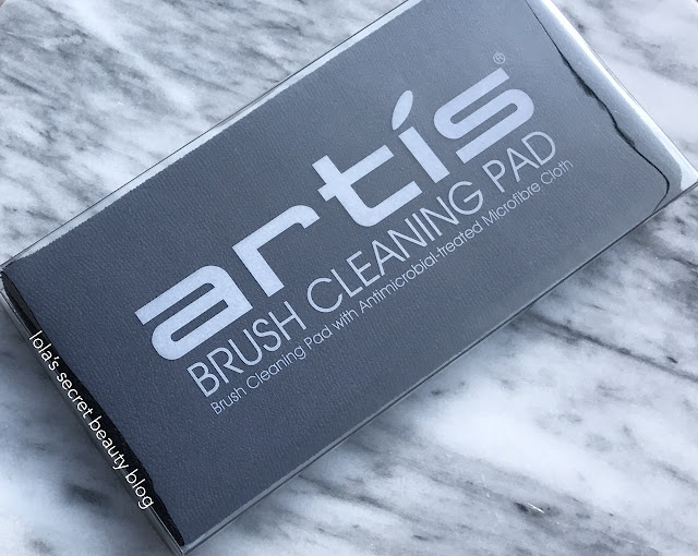 lola's secret beauty blog Artis Palm Brush, Artis Brush Cleaning Pad