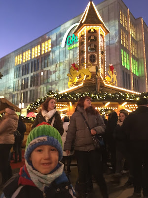 jarmark bożonarodzeniowy berlin alexanderplatz