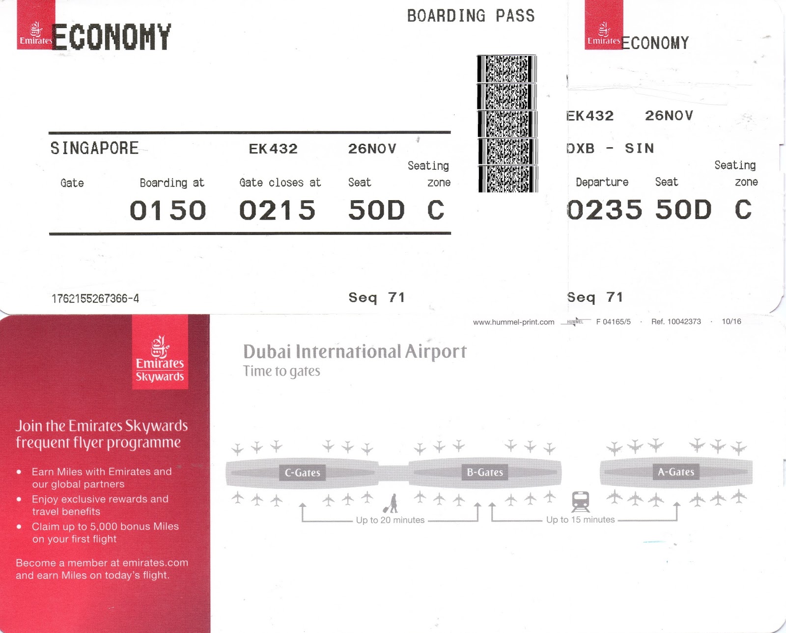 The traveler's drawer EMIRATES. Boarding pass for the flight EK 432