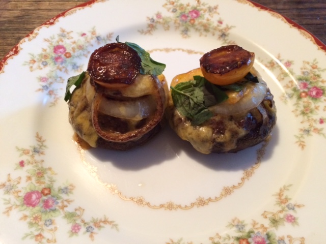 a cilantro color: a cooking blog: Mini Portobello Cheeseburgers