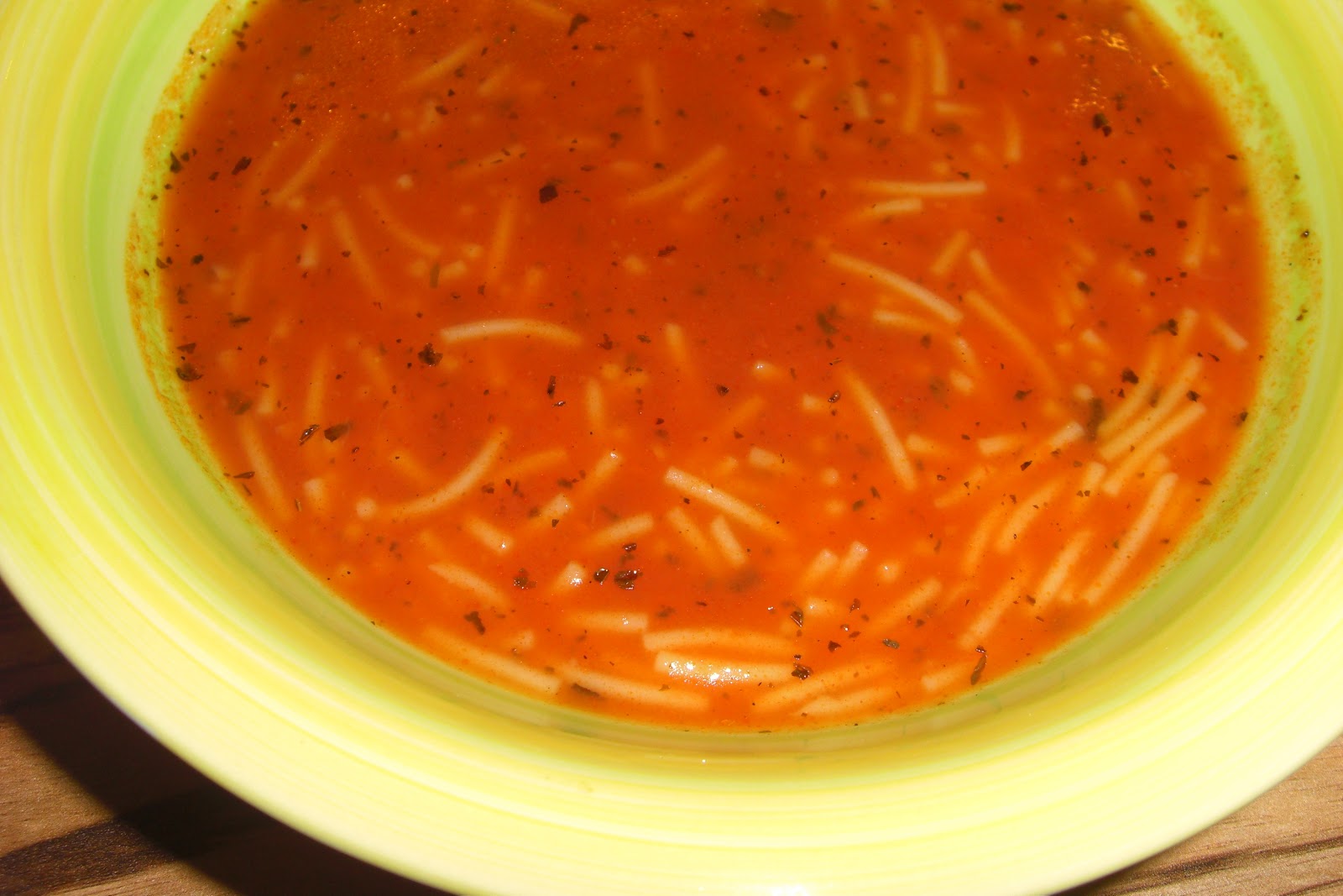 Cuisine interculturelle: tel sehriye corbasi / soupe aux cheveux d'ange
