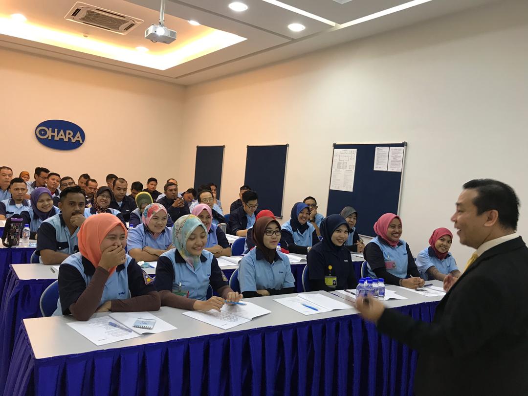 马来西亚激励讲师－刘咏钢硕士 Ohara Optical (M) Sdn Bhd唤醒职员职场使命感培训课程