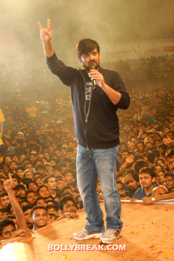 Wajid - (19) - Bollywood Celebs Dahi Handi Celebration Pics 2012