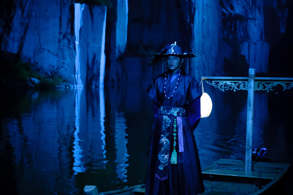 дорама легенда синего моря 10