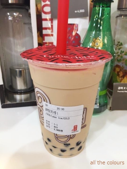 all the colours 金浦空港ロッテマートでキムソンセン＆GONG CHA