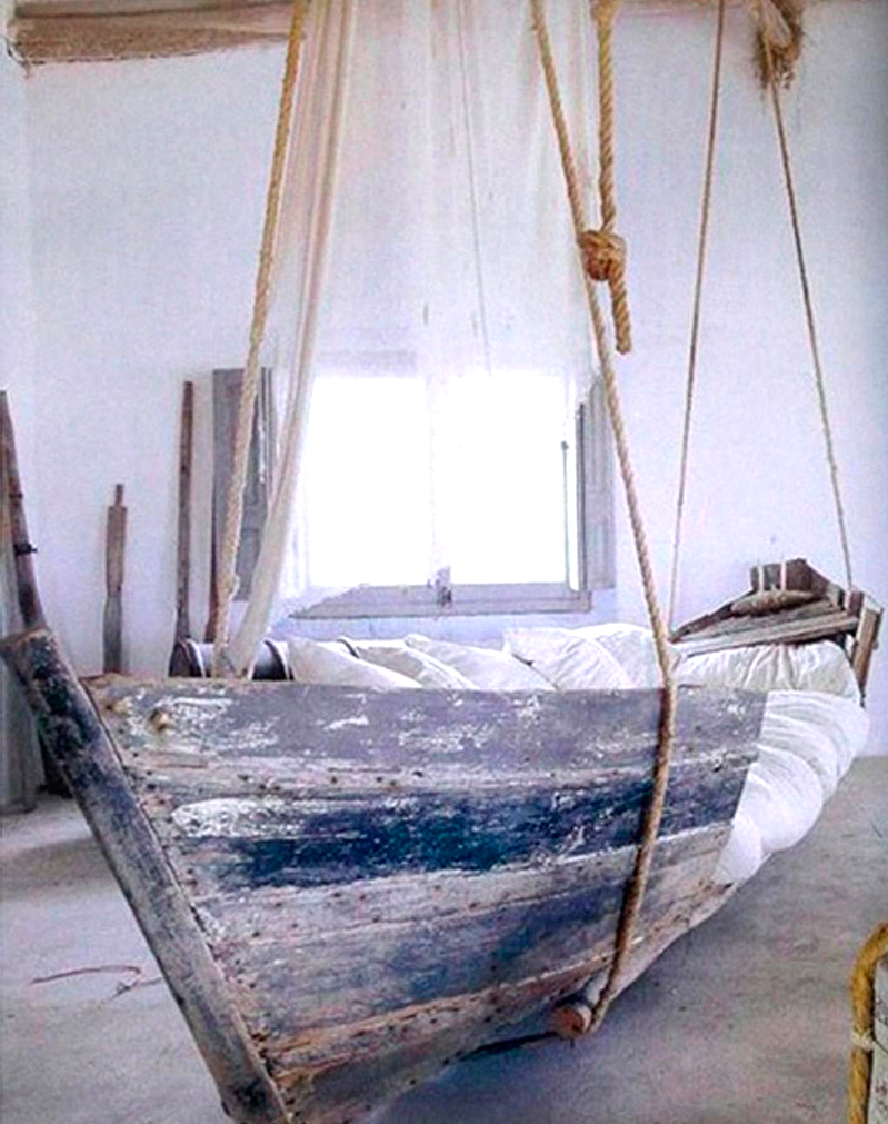 barque découpée en canapée thème marin