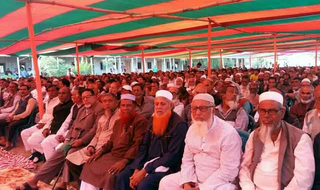 Boat Markar election workers rally in Tangail's Basail