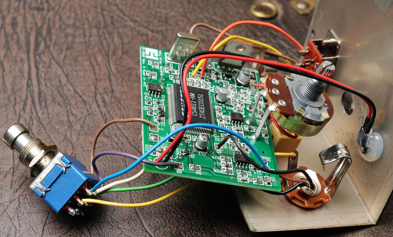 Redplate City: Electro-Harmonix Holy Grail Rev A photos