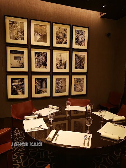 Delightful Contemporary Cantonese @ Summer Pavilion Restaurant in Ritz-Carlton Millenia Singapore Summer Pavilion Restaurant in Ritz-Carlton Millenia Singapore