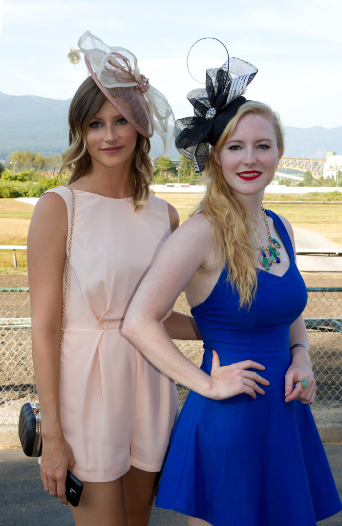 Vancouver Fashion Bloggers, Alison Hutchinson or Styling My Life and Britta Bisig of Vancouver Vogue