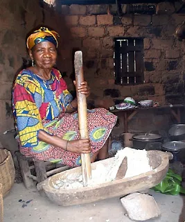 Making a pounded cocoyam fufu recipe in Central Africa