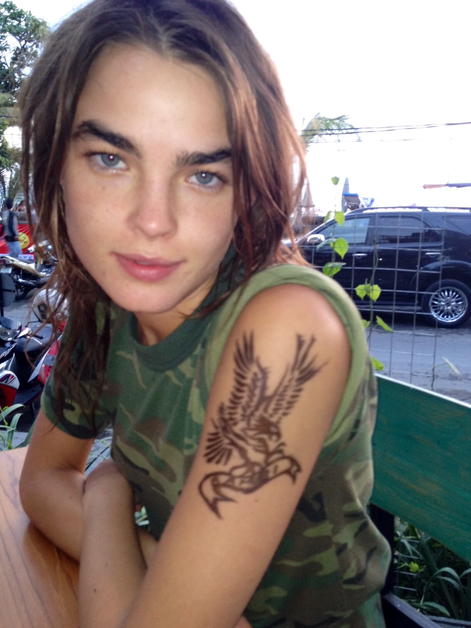 Lushhhious I saw Cady Heron wear army pants and flip flops