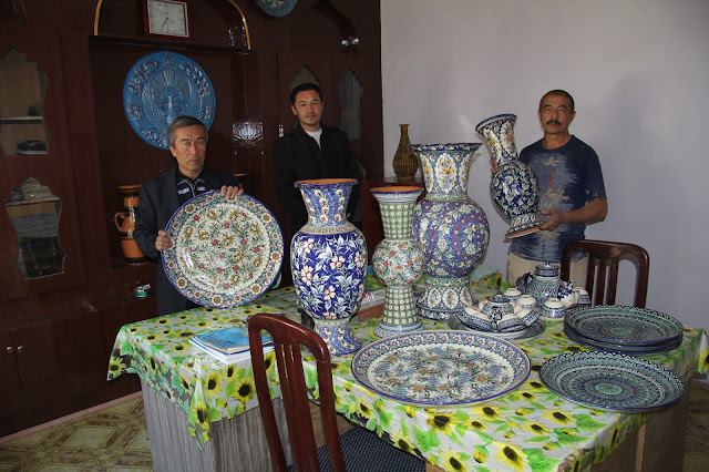 Ouzbékistan, Richtan, Tursunali Meliboev, Choukourjon  Rakhimov, céramique, © L. Gigout, 2012