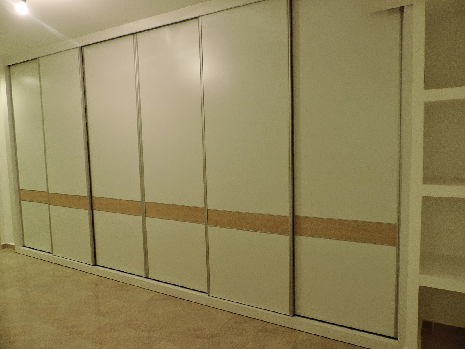 Placards et dressings sur mesure Placard 6 portes blanc