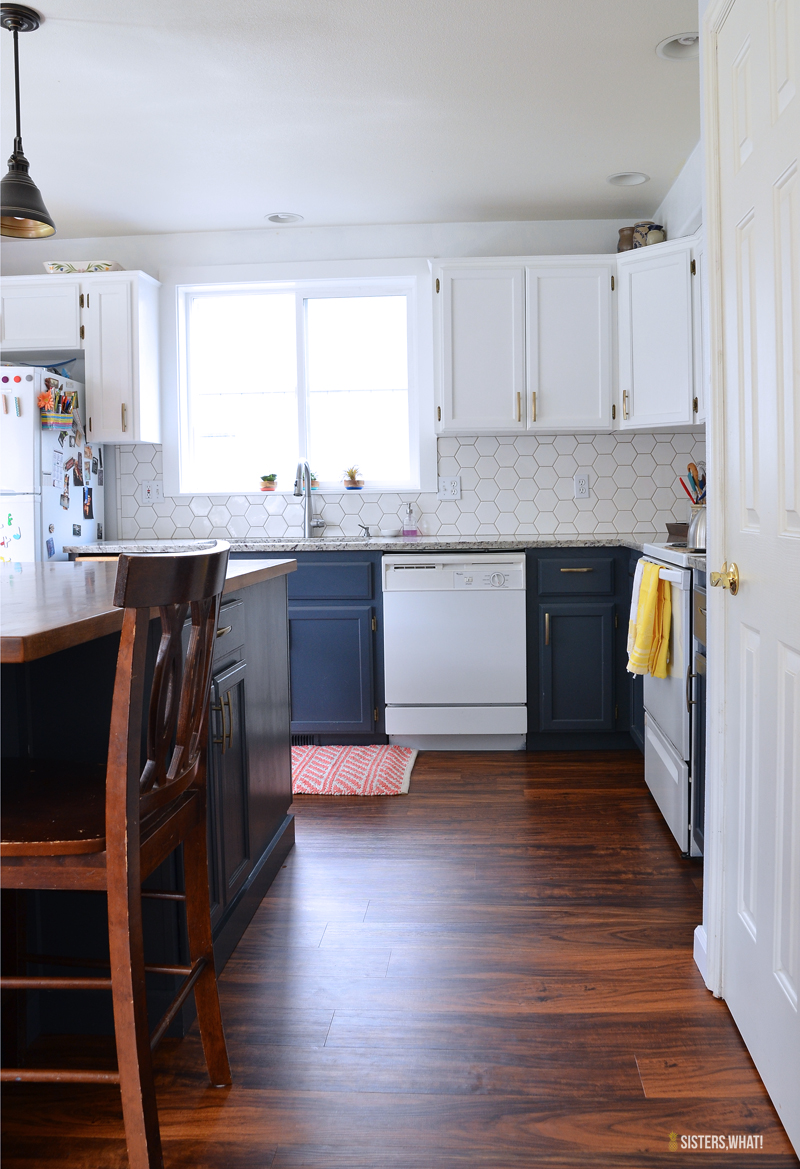 two toned kitchen cabinets