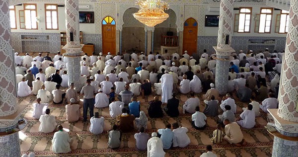 Pendapat Imam Syafi’i Mengenai Orang yang Meninggalkan Shalat