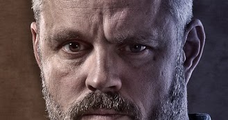 Un pasado mejor . . . ENTREVISTA GONZO SUÁREZ