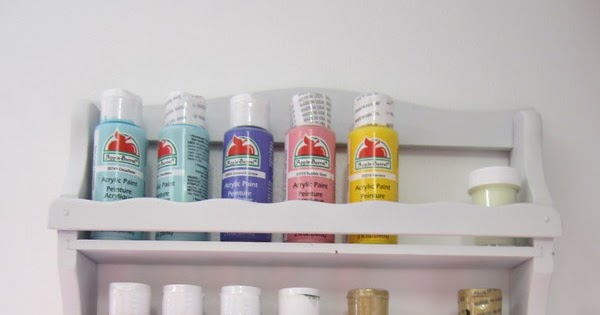 Simply Country Life: Spice Rack Paint Storage Mini Makeover