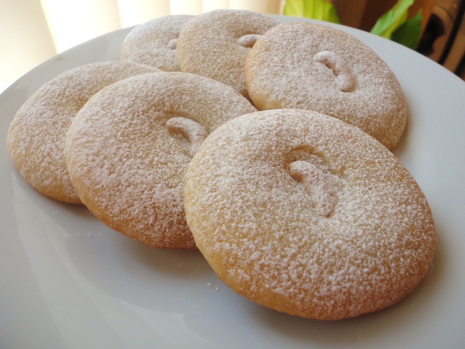 Fullest Part of Life Maida Biscuits